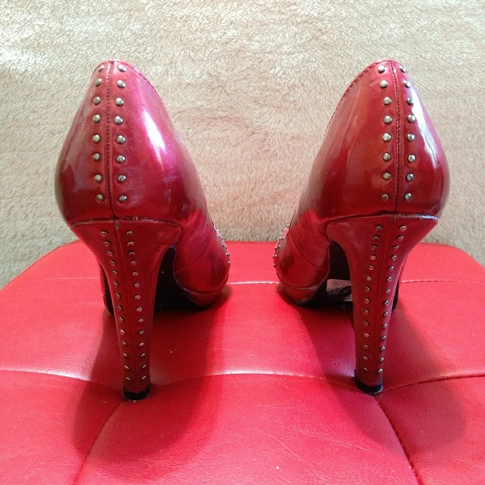 Restricted's heels